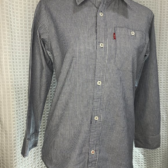 LEVIS Long Sleeve Blue and White Pinstripe Button up shirt Size 10-12 years. - Picture 1 of 13